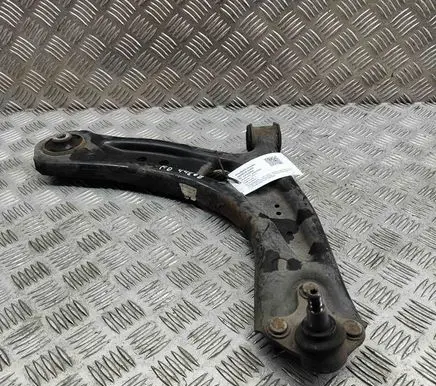 Volkswagen Golf VII Front lower control arm/wishbone 5Q0407152