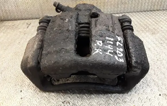 Mercedes-Benz C W203 Front brake caliper