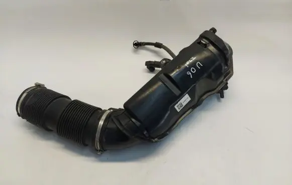 BMW 2 Active Tourer U06 Air intake hose/pipe 8489423