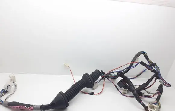 Toyota Avensis T250 Front door wiring loom 8215105490