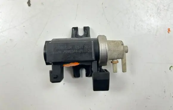 BMW 3 E92 E93 Turbo solenoid valve 7595374