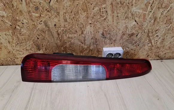 Ford Focus C-MAX Rear/tail lights 3M5113A603
