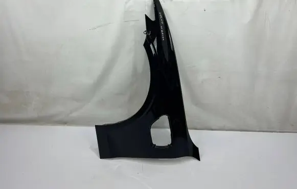 Volvo V60 Fender