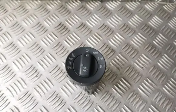 Audi A4 S4 B7 8E 8H Light switch 8E0941531D