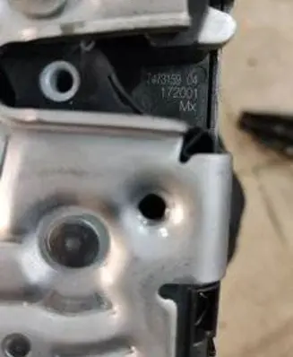 BMW X6 F16 Front door lock 19864010 7473159 5122