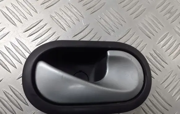 Renault Megane II Front door interior handle 8200028486