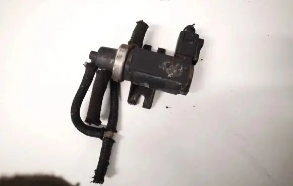 Audi A3 S3 8L Turbo solenoid valve 1j0906627