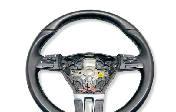 Volkswagen Tiguan Steering wheel 61978001A