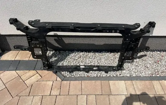 Hyundai Kona I Radiator support slam panel 64101DD500
