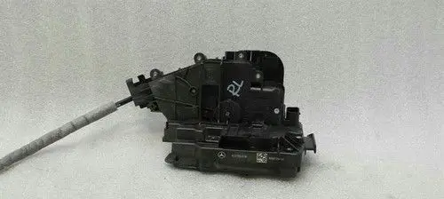 Mercedes-Benz C W205 Front door lock A0997304100