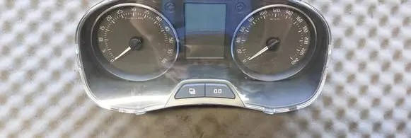 Skoda Fabia Mk2 (5J) Speedometer (instrument cluster) 5J0920810J 1100010228 SW0114