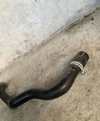 Ford Kuga I Engine coolant pipe/hose