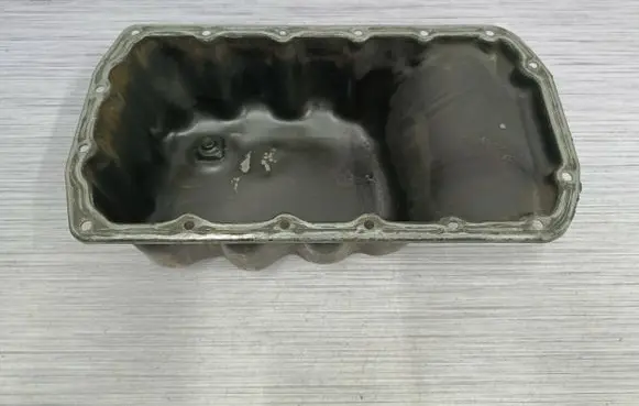 Mini Cooper Countryman R60 Oil sump 7550483 V755048380