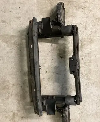 Volkswagen Touareg I Radiator support slam panel 7L0805594
