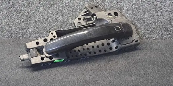 Audi A5 8T 8F Front door exterior handle 8T0837886B 8T0837167A