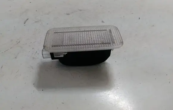 Toyota Avensis T250 Front door interior light 8124005040 8124005050