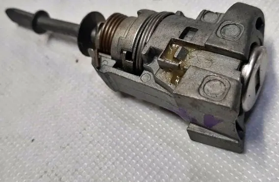 Front door lock