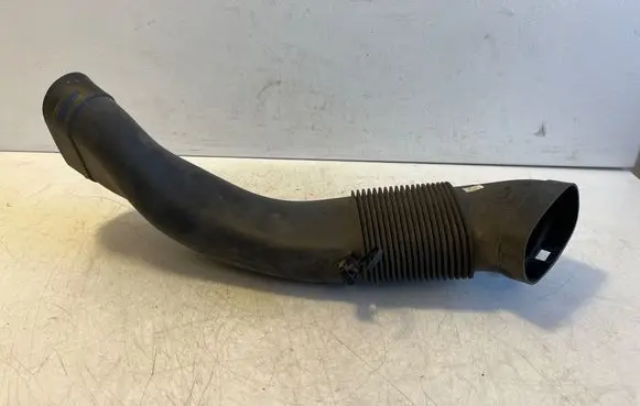 BMW X6 F16 Air intake duct part 8514007