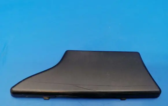 Mercedes-Benz CLS C219 (B) pillar trim (bottom) A2196910108