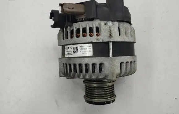 Opel Mokka B Generator/alternator 9835688980
