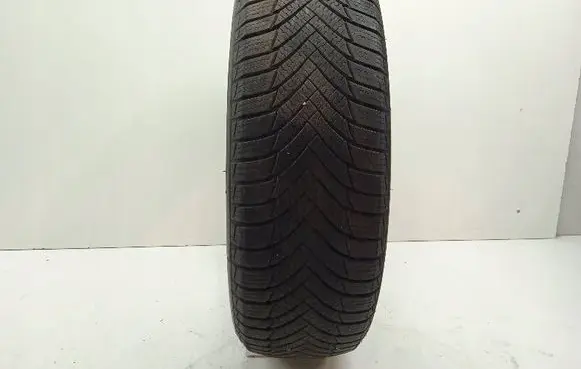 Volkswagen PASSAT B5 R15 winter tire 