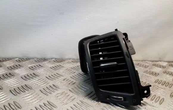 KIA Sorento Dash center air vent grill 974102P000