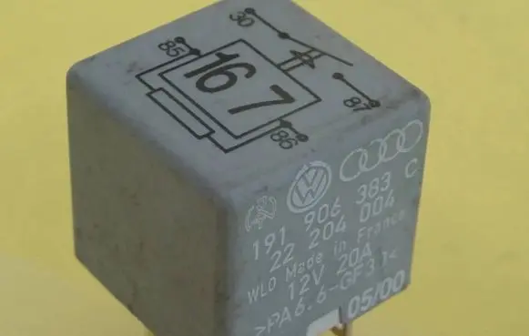 Volkswagen PASSAT B5 Other relay 191906383C 22204004
