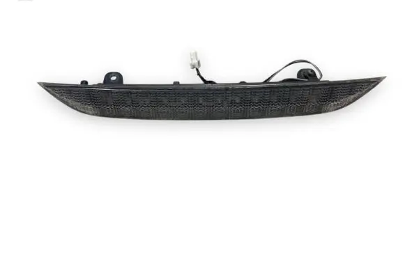 Mitsubishi Outlander Third/center stoplight P5631