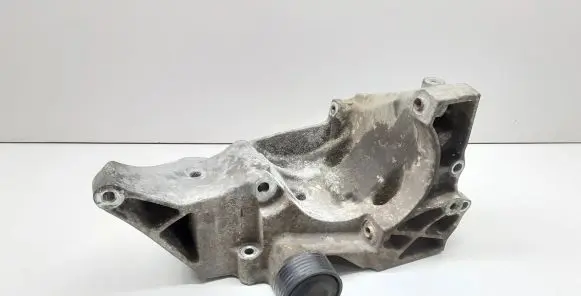 BMW X1 E84 A/C compressor mount bracket 7802637