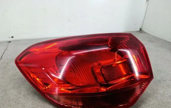 Opel Astra J Rear/tail lights 13282242