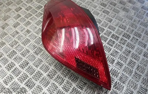 Rear/tail lights