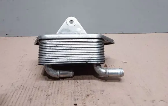 Engine oil radiator
