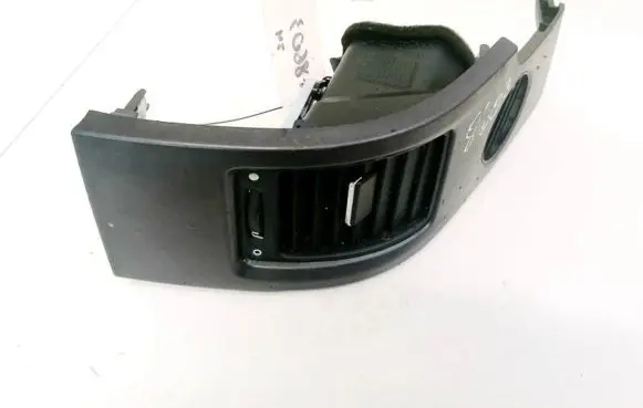 Honda CR-V Dash center air vent grill 77630SWWE011M1 77630-SWW-E011-M1