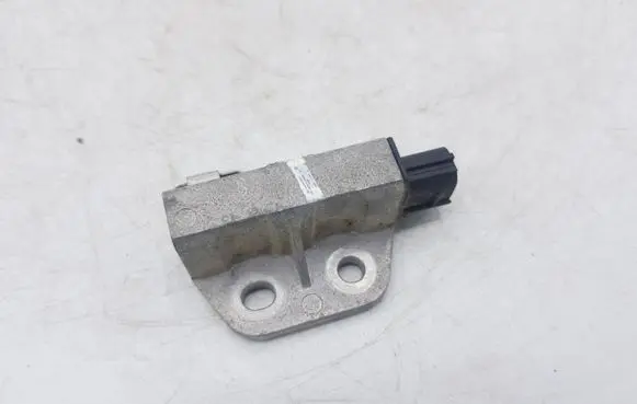Nissan X-Trail T30 Airbag deployment crash/impact sensor FACN003T151728