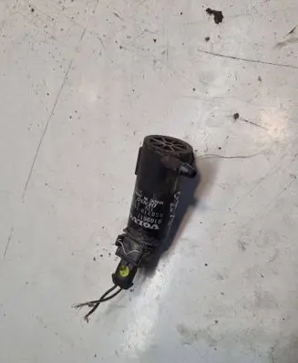 Volvo V70 Windscreen/windshield washer pump 9169611 0602103950