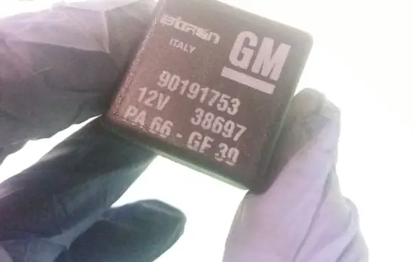 Opel Zafira A Other relay 9019175