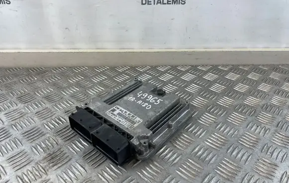 Volkswagen PASSAT B8 Engine control unit/module 04L907309R 0281031066