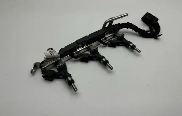 BMW X1 U11 Fuel injection system set 8489638 8483304 0280158457