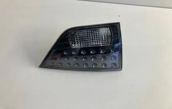 Mitsubishi Outlander Tailgate rear/tail lights 1146356