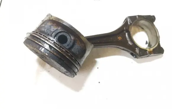 Opel Omega B1 Piston with connecting rod