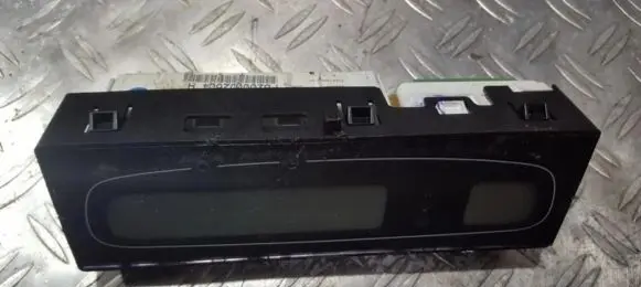 Renault Laguna II Screen/display/small screen p8200002604a 21654119-5a2
