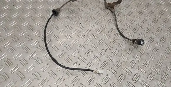 Toyota Yaris Rear ABS sensor wiring 