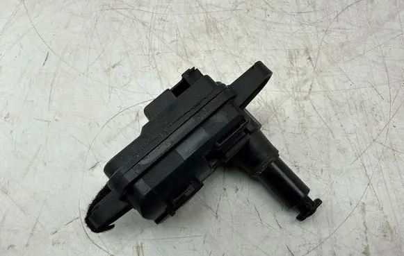 Volkswagen T-Cross Fuel tank cap lock 8V0862159
