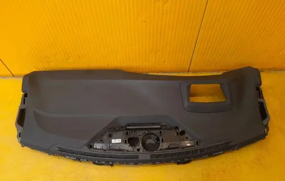 BMW 2 Active Tourer U06 Dashboard