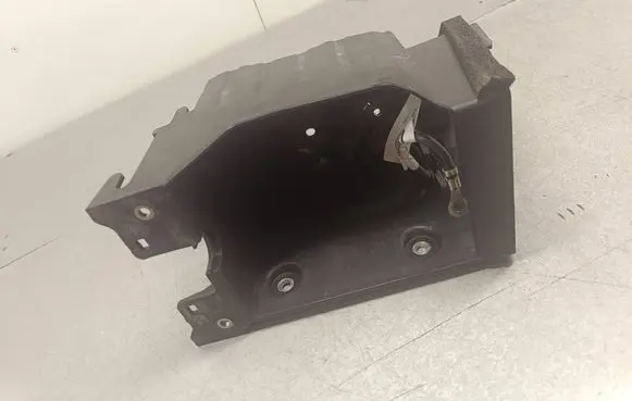 Battery box tray