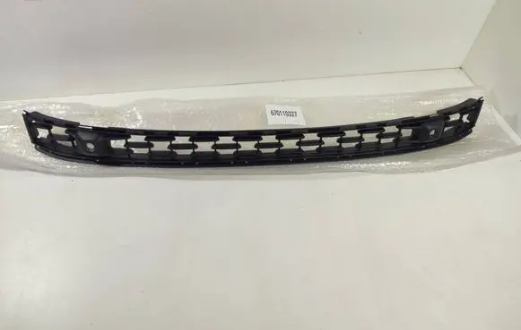 Maserati Ghibli Front bumper lower grill 670110327