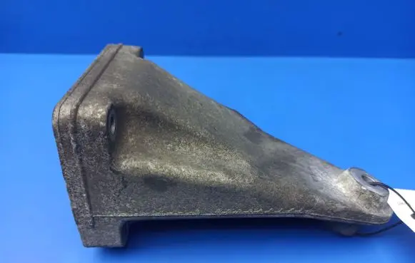Mercedes-Benz C W204 Engine mounting bracket A6462230704 ENAC46000 GD01416