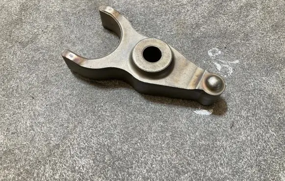 Toyota Hilux (AN10, AN20, AN30) Fuel Injector clamp holder