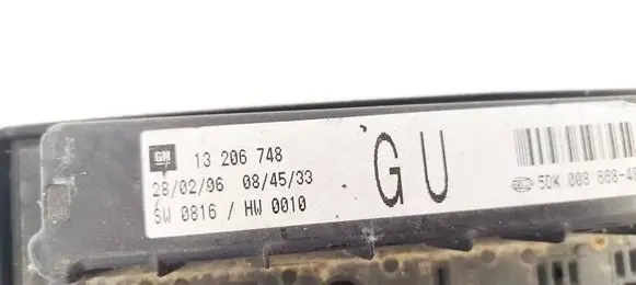 Opel Zafira B Fuse box set 13206748