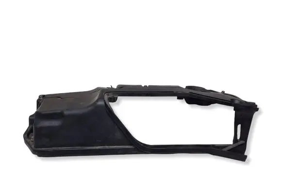 BMW 5 E60 E61 Air filter box cover 7793203 13717793203